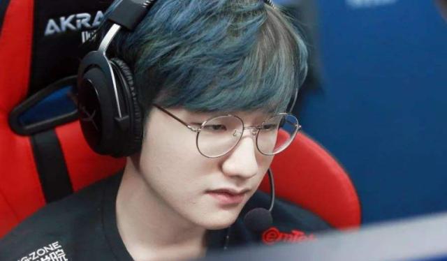 巴萨正在逐 巴萨正在逐